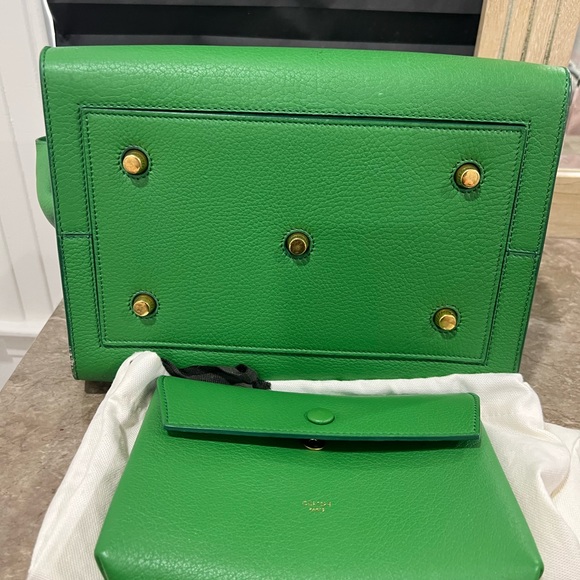 Authentic Green Celine Phantom Tote 100% Calfskin - Picture 7 of 8